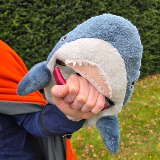 Hungarian Shield - BATTLE-READY (Plush Blåhaj)